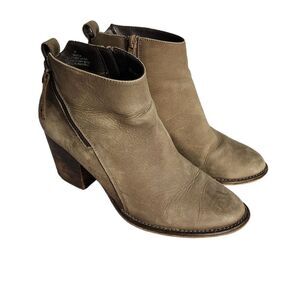 Blondo Nivada Nubuck Waterproof Taupe Leather Block Heel Ankle Boots 10
